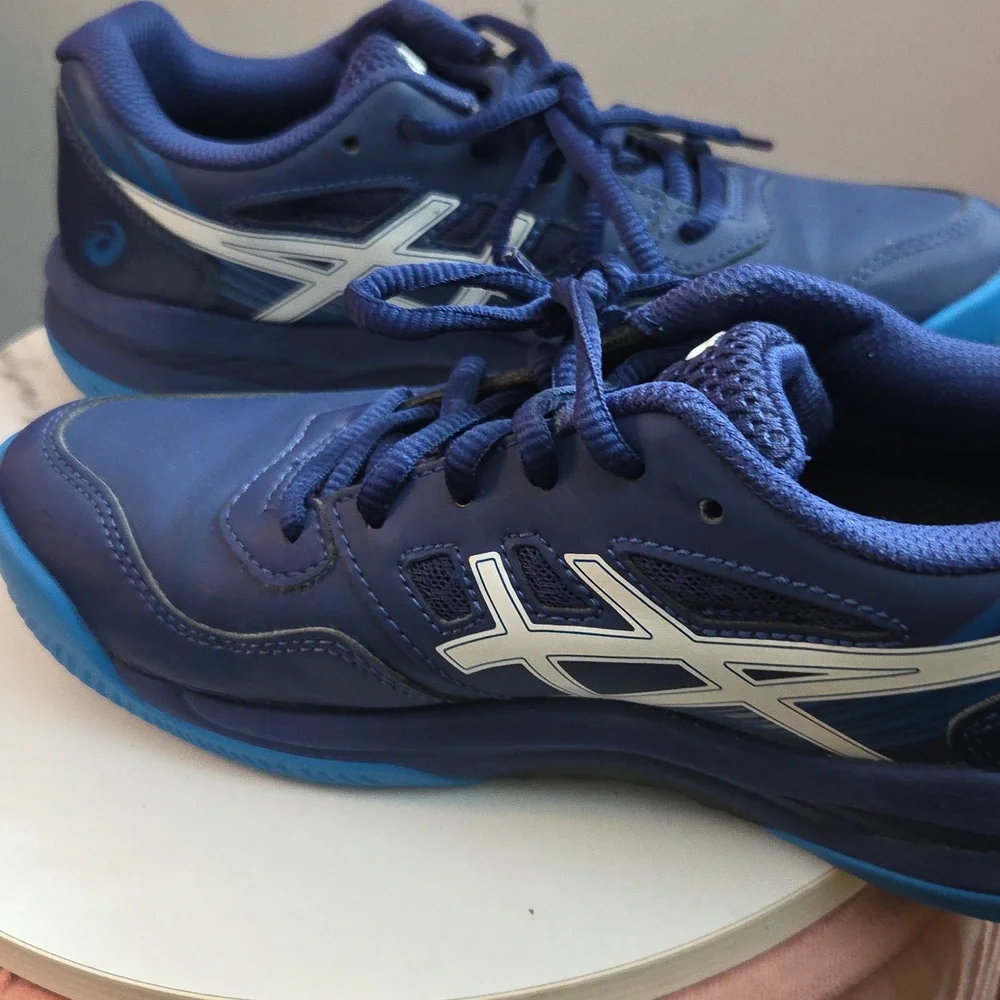 Asics Kids Gel Game Navy and Blue Sneakers size 4.5 - Picture 4 of 7